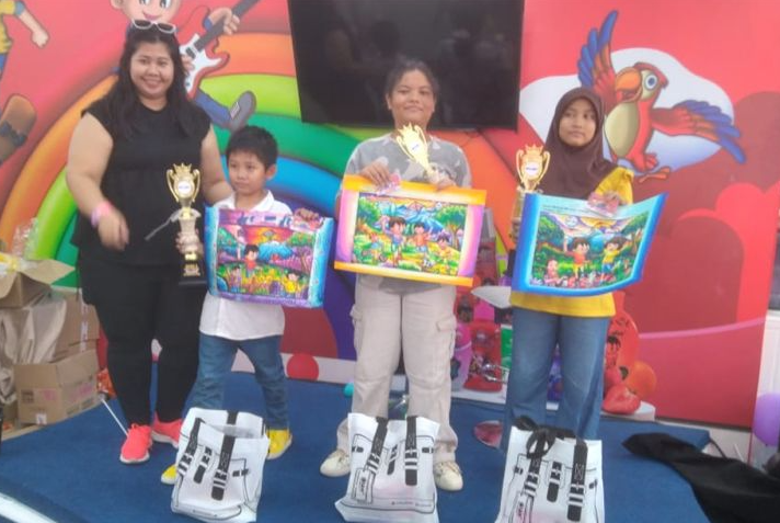 Hadir di Jakarta Fair 2024, Dee-Dee Tampilkan Beragam Aktivitas Seru