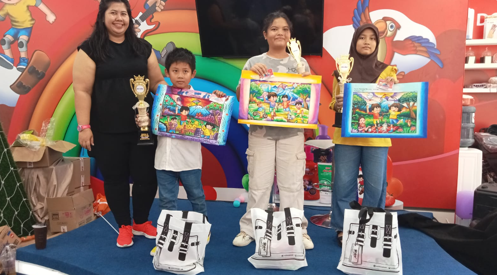 Ragam aktivitas seru dan promo persembahan Dee-Dee hadir di Jakarta Fair 2024